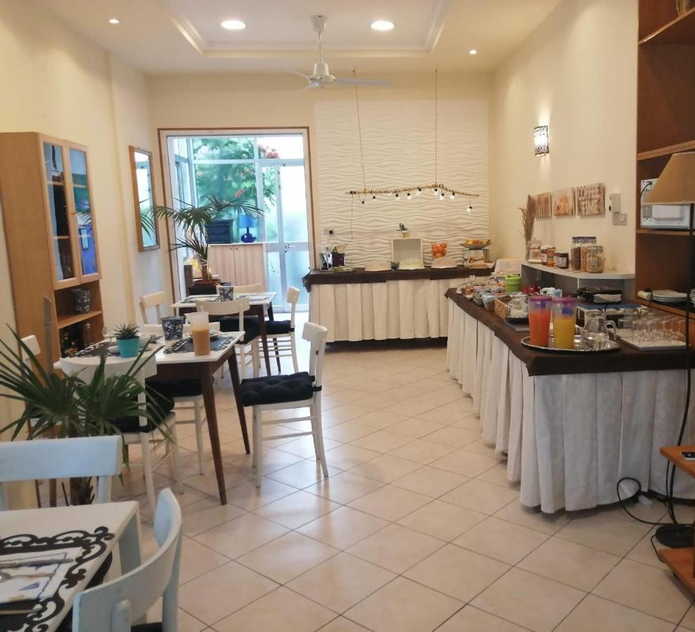 Bed And Breakfast Villa Giovanna Rímini Exterior foto